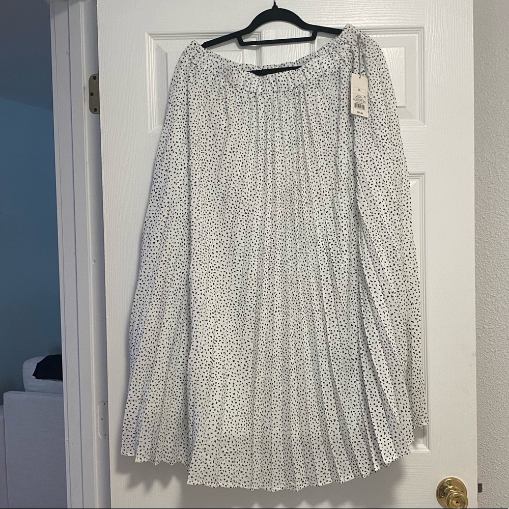 Black/White Polka Dot Skirt